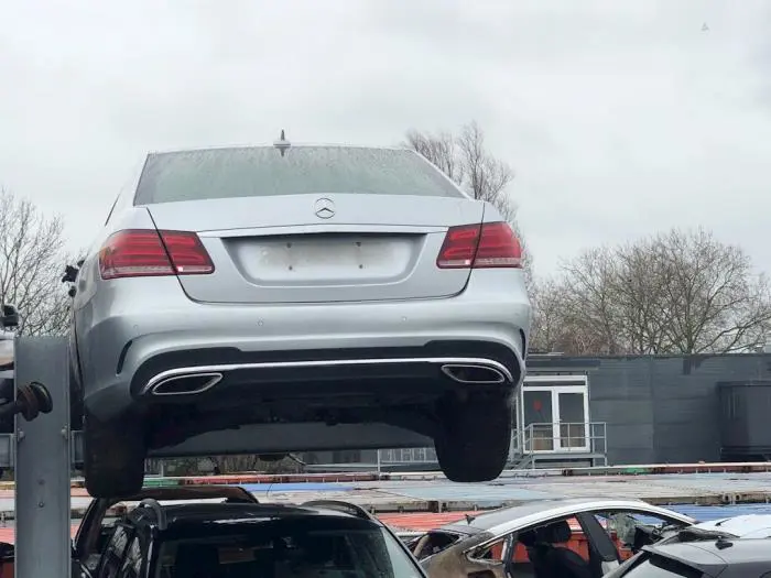 Torsieveer achter Mercedes E-Klasse