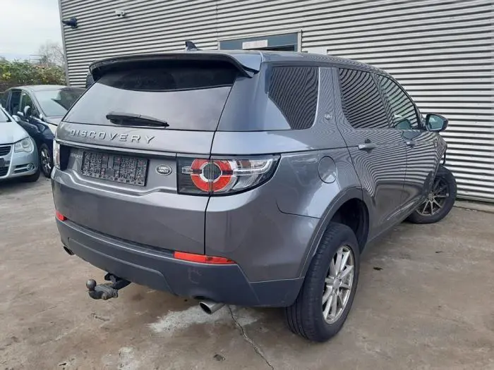 Ruitenwissermotor achter Landrover Discovery