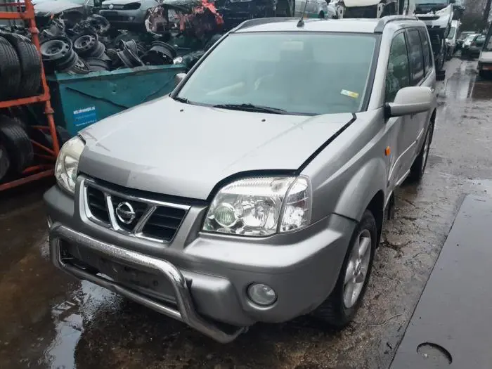 Remklauw (Tang) links-voor Nissan X-Trail