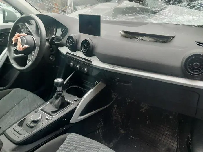 Dashboardkastje Audi Q2