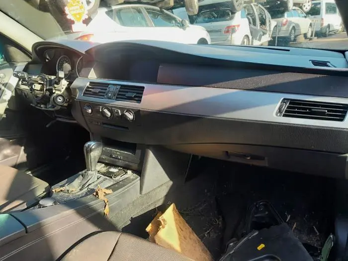 Dashboardkastje BMW M5