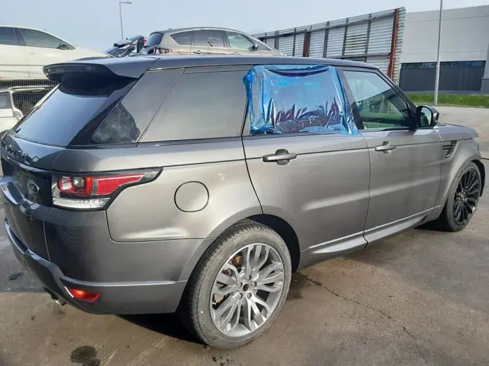 Fusee rechts-achter Landrover Range Rover