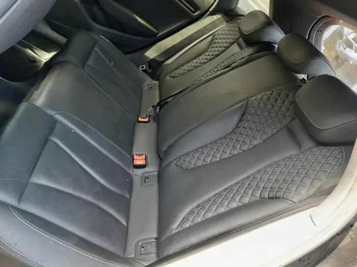 Veiligheidsgordel midden-achter Audi RS3