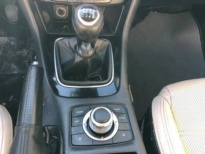 I-Drive knop Mazda 6.