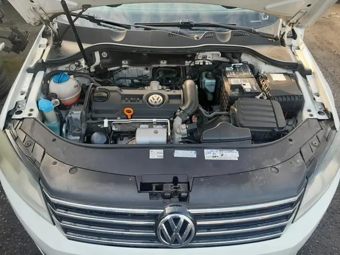 Motor Volkswagen Passat