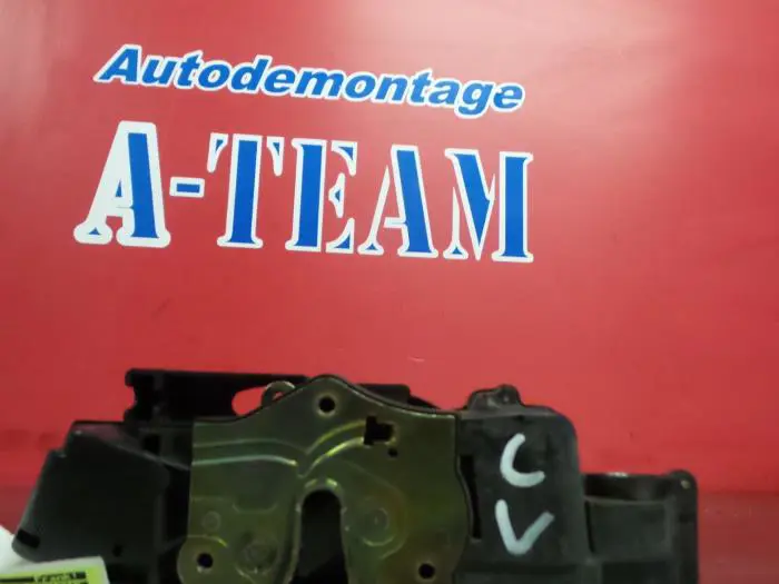 Deurslot Mechaniek 4Deurs links-voor Fiat Stilo