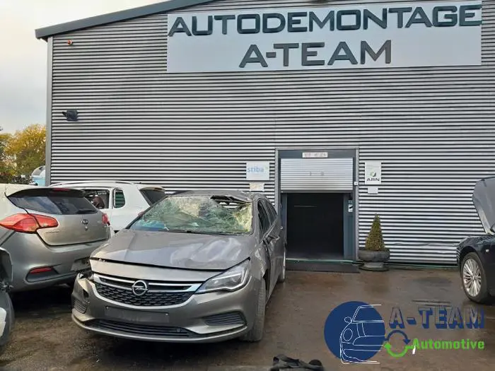Opel Astra K 15-